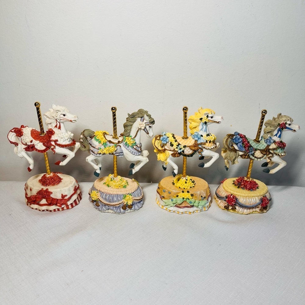 Heritage House Carousel Horses. Collectible. Set of 4